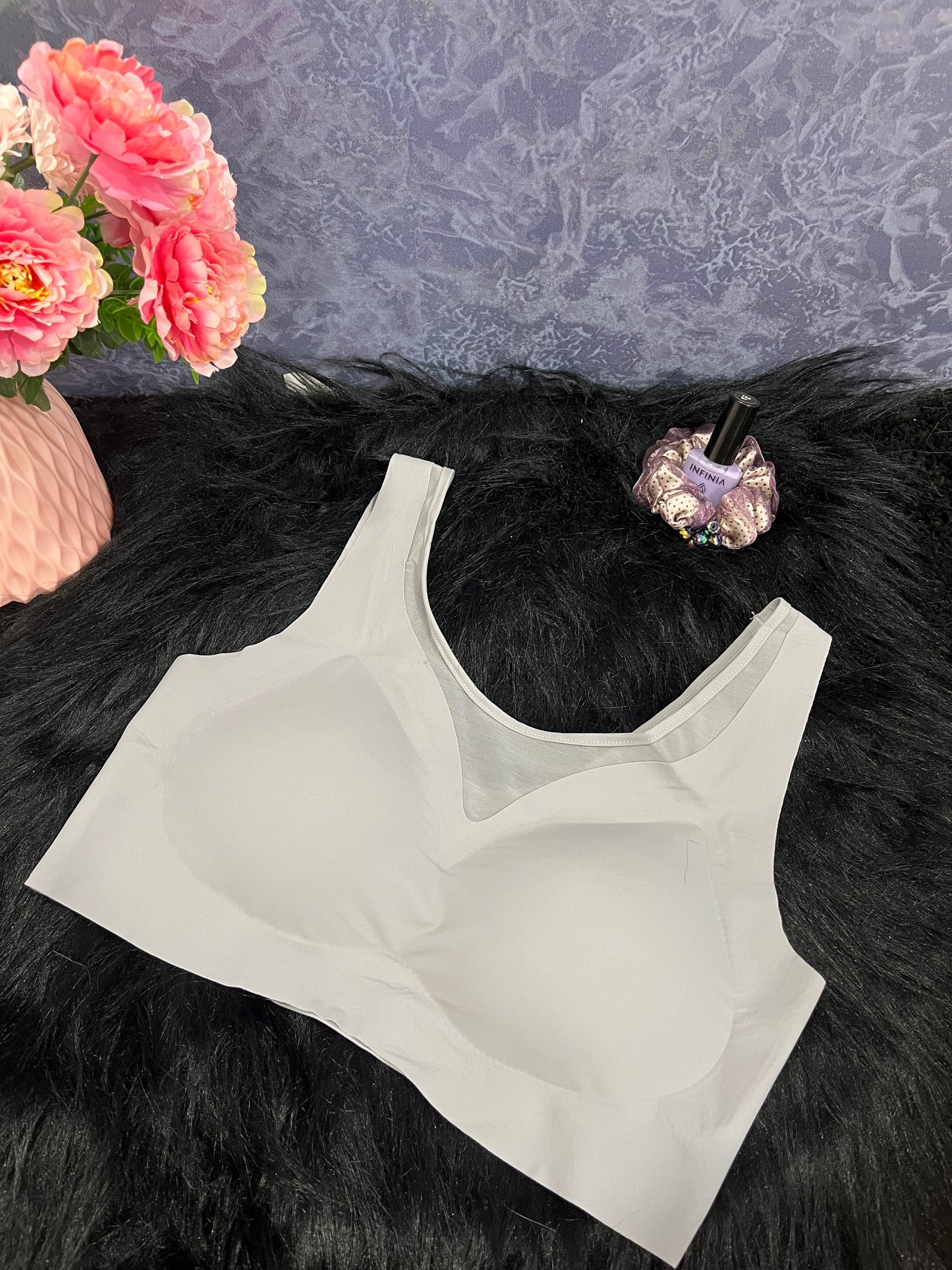 Seamless Sports Padded Bra (DZ-105)