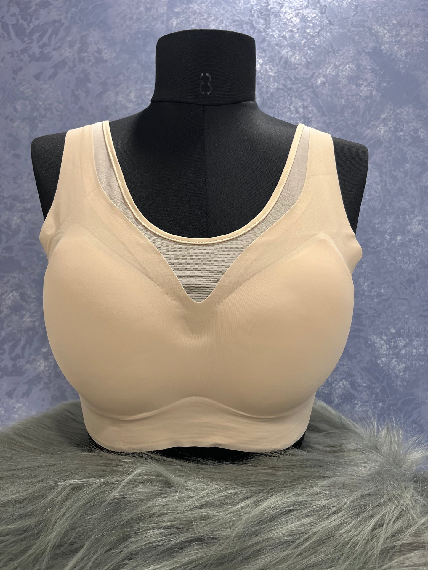Seamless Padded Sports Bra/Workout Bra (DZ-105)