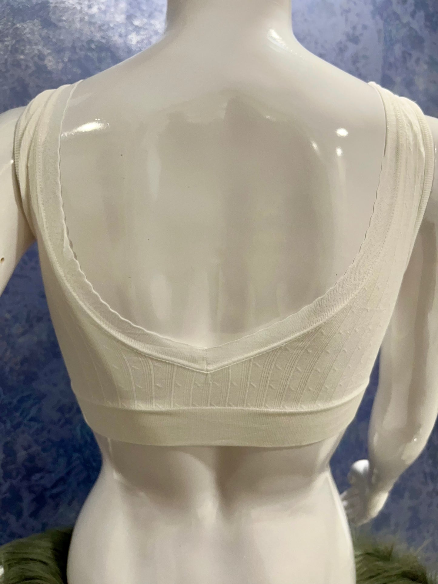 Soft and smooth sports bra (DZ-98)