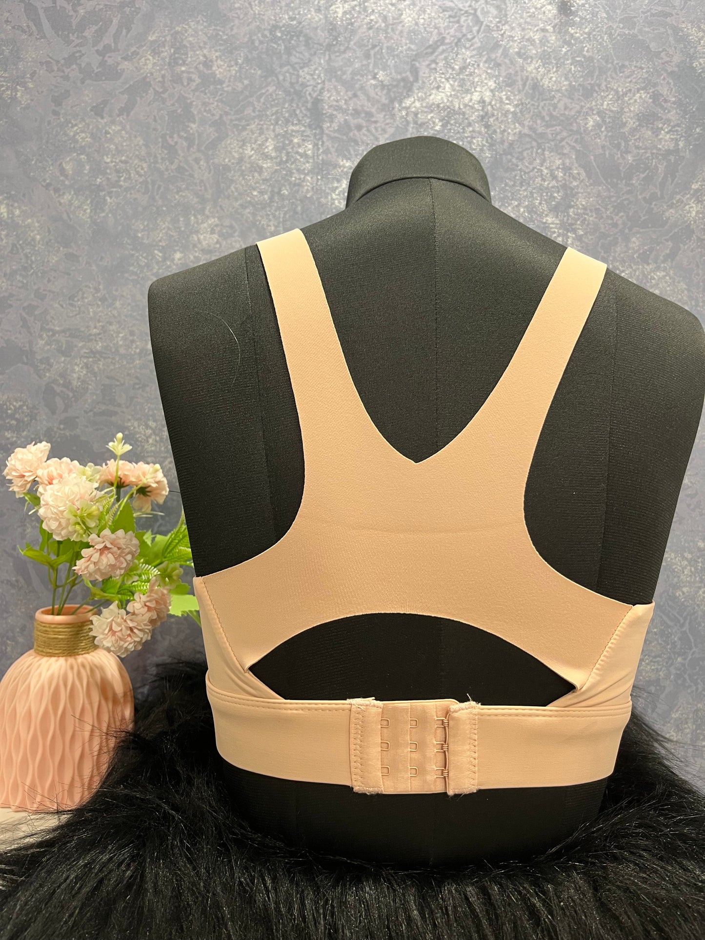 STYLISH & COMFORTABLE SPORTS BRA (DZ-96)